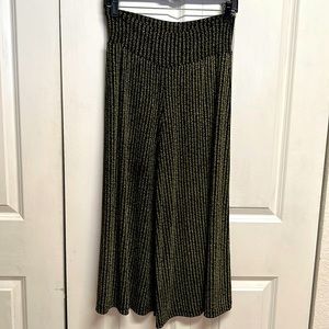 Made in Heaven Black Tan Green High Rise Pull Up Wide Leg Casual Capri Size M